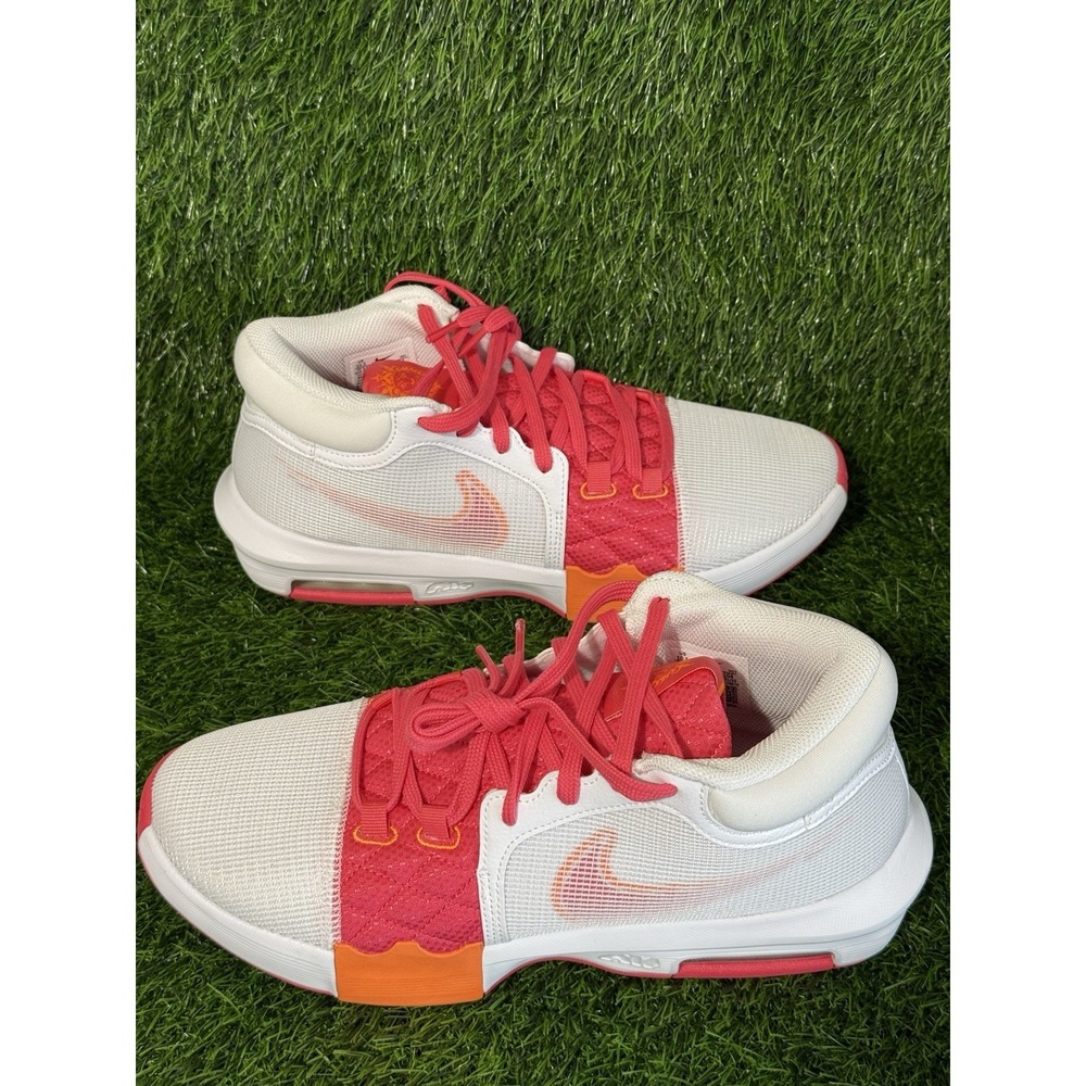 Nike LeBron Witness 8 Dunkin Donuts FB2239-104 Men's 10.5 Women's 12 NEW